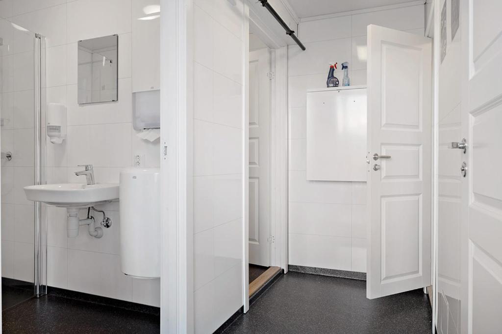 Hardangerpark As Hotel Kinsarvik Ngoại thất bức ảnh